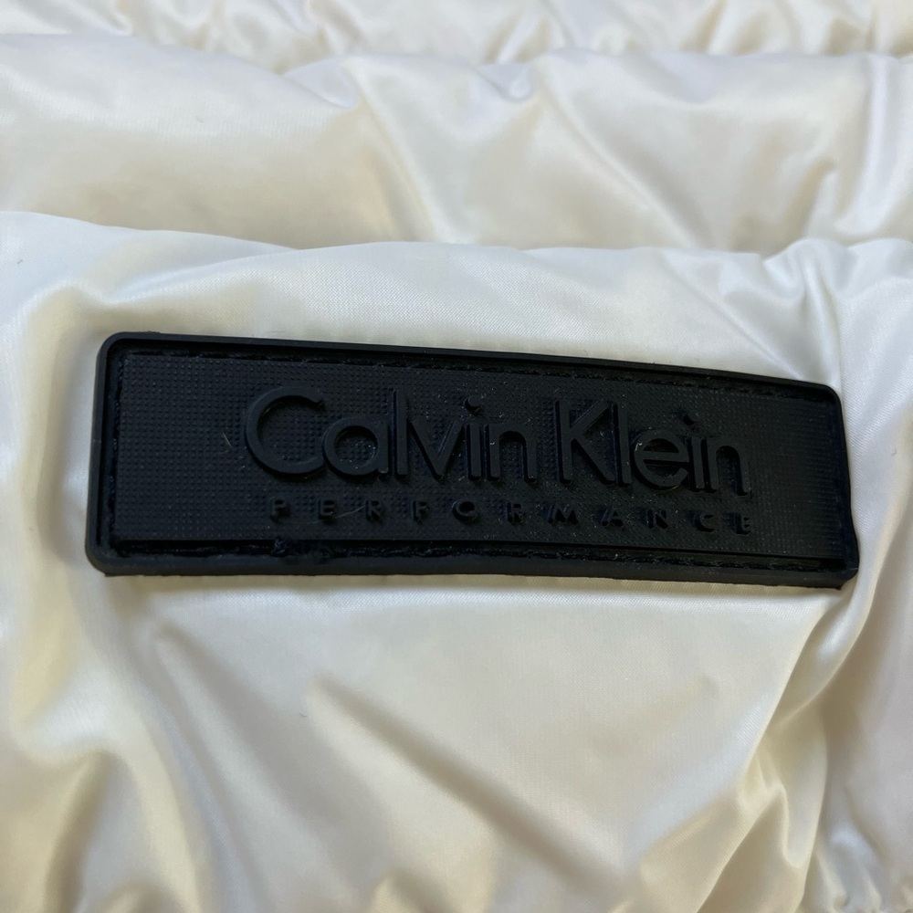 Calvin Klein Performance Women's Nylon Shell 90% Down Puffer Vest - Picture 7 of 7